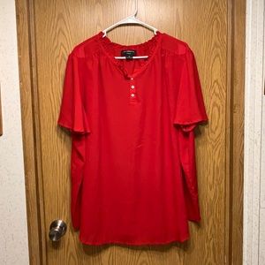 Women’s lightweight size 3X blouse